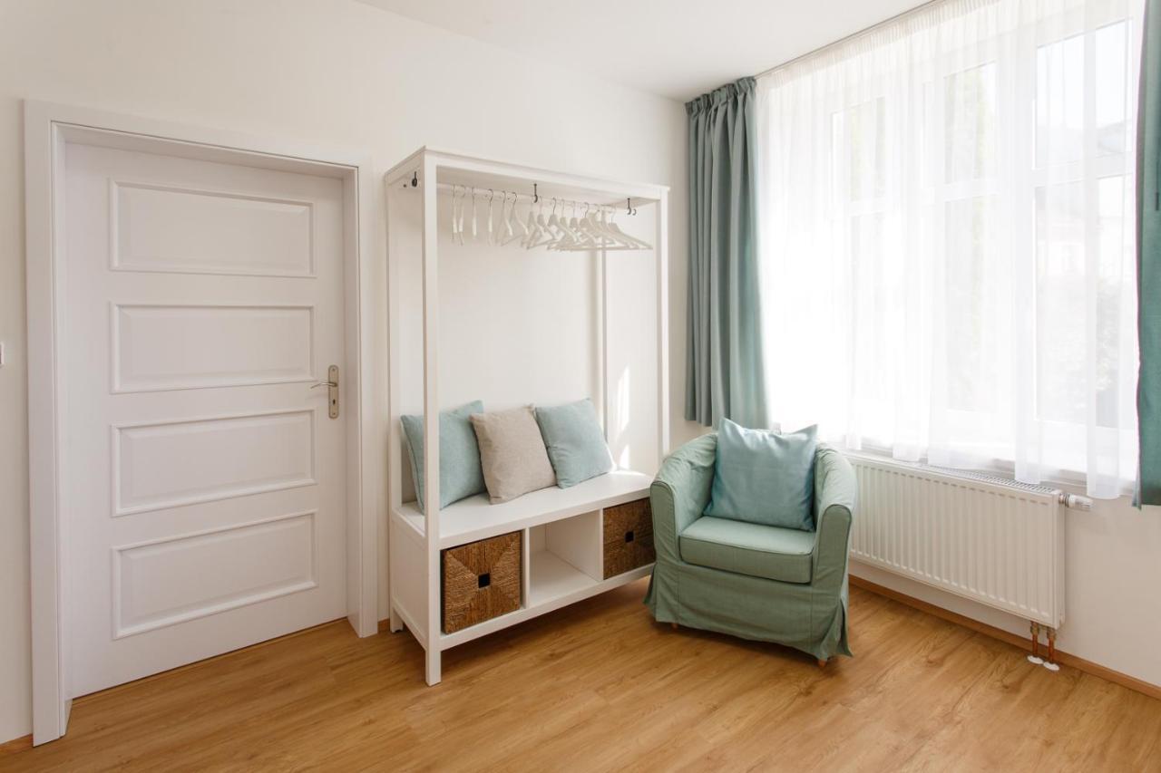 Apartments Villa Whitehouse ออสตราวา ภายนอก รูปภาพ
