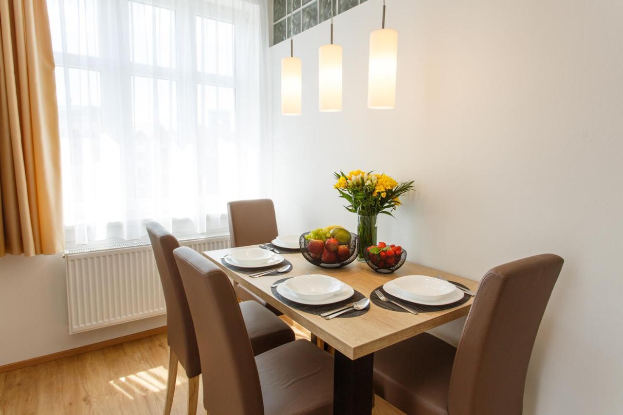 Apartments Villa Whitehouse ออสตราวา ภายนอก รูปภาพ