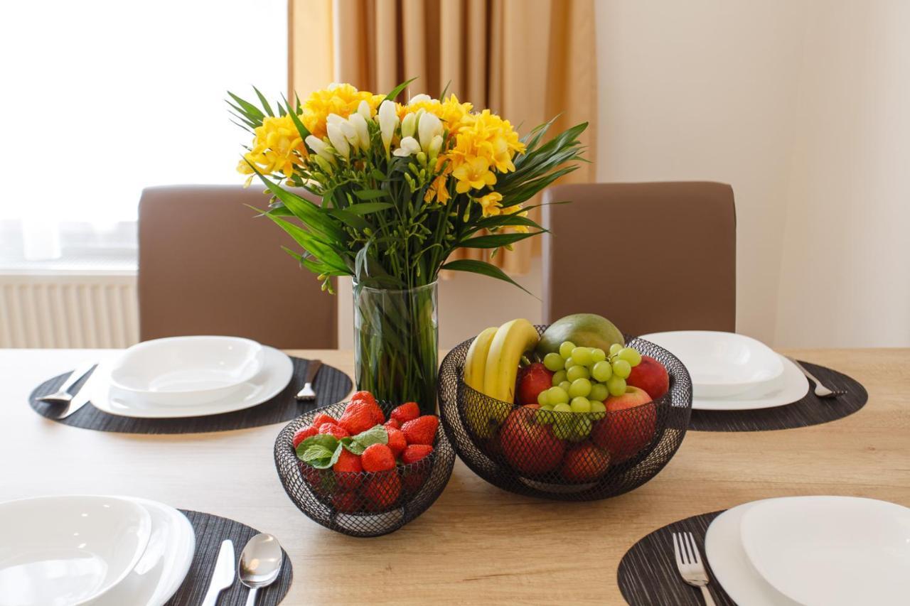 Apartments Villa Whitehouse ออสตราวา ภายนอก รูปภาพ