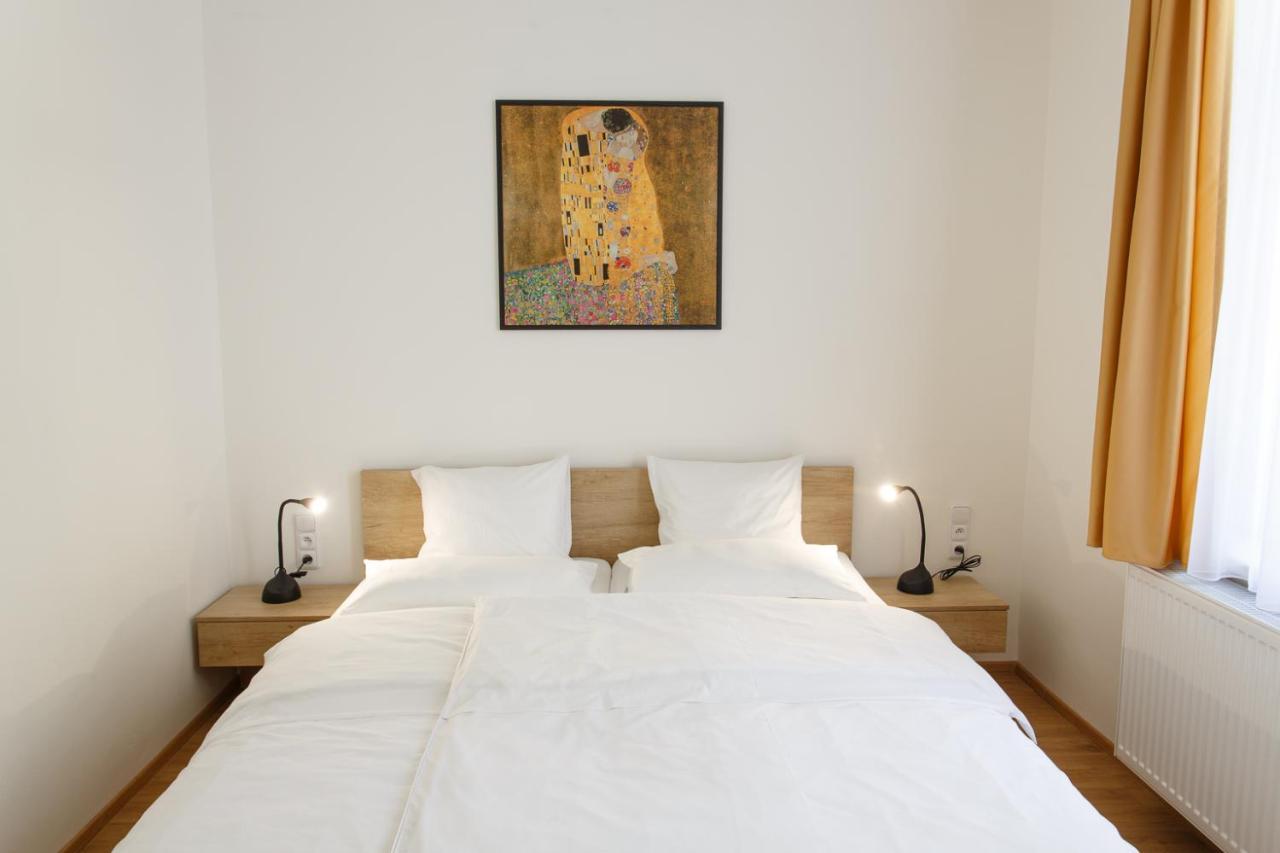Apartments Villa Whitehouse ออสตราวา ภายนอก รูปภาพ