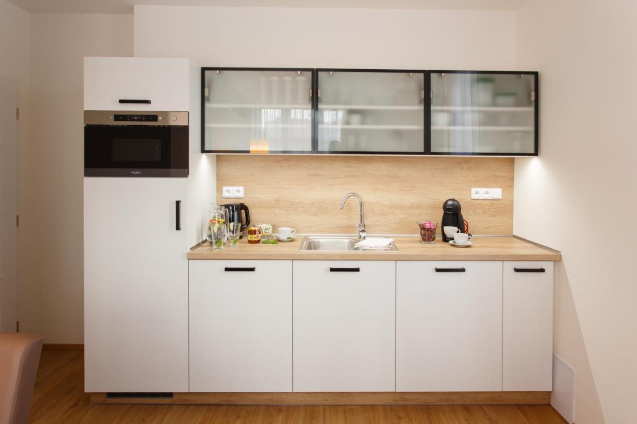 Apartments Villa Whitehouse ออสตราวา ภายนอก รูปภาพ