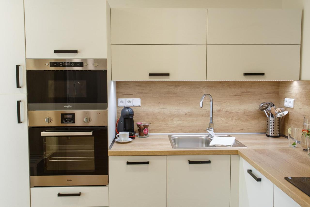 Apartments Villa Whitehouse ออสตราวา ภายนอก รูปภาพ