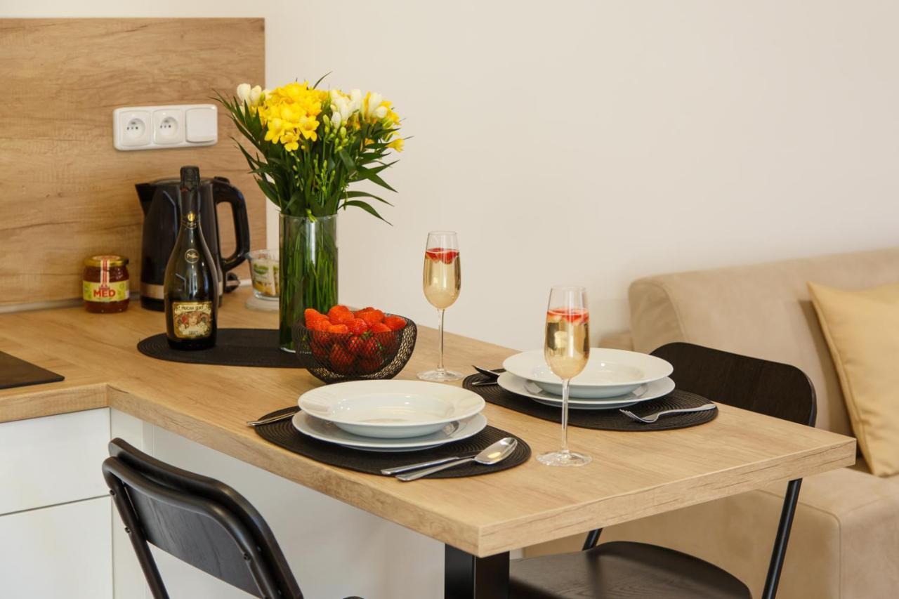 Apartments Villa Whitehouse ออสตราวา ภายนอก รูปภาพ