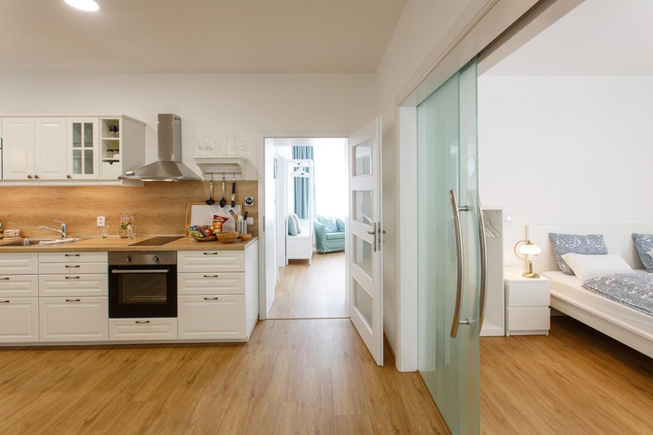Apartments Villa Whitehouse ออสตราวา ภายนอก รูปภาพ