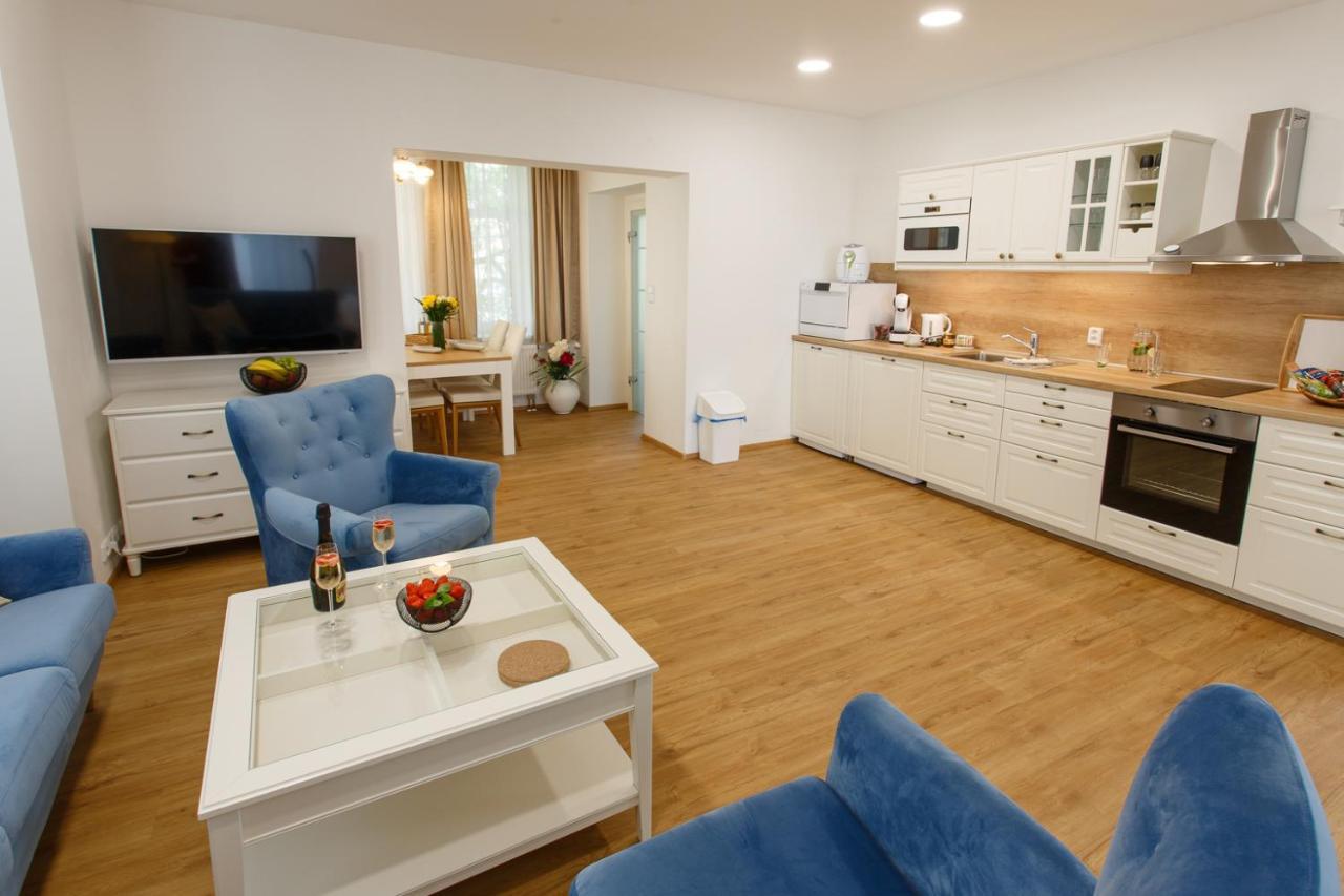 Apartments Villa Whitehouse ออสตราวา ภายนอก รูปภาพ